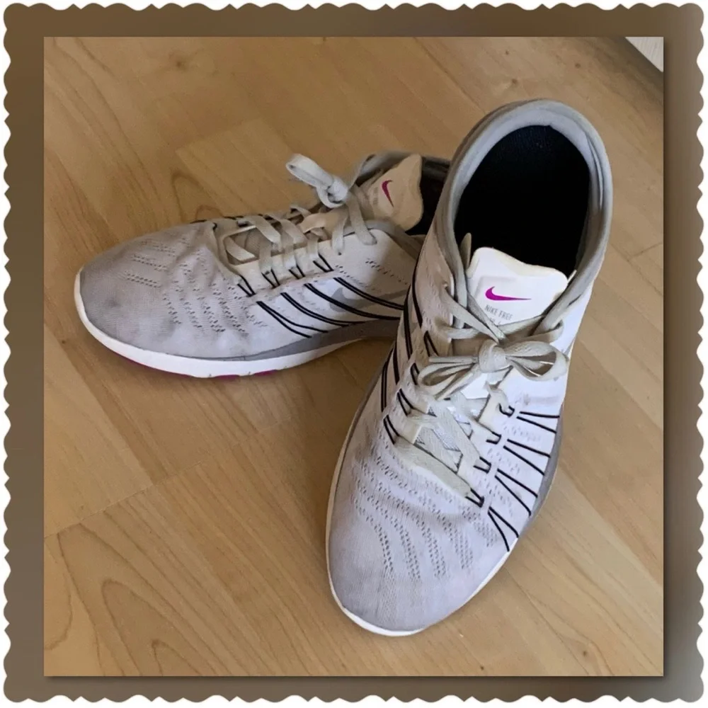 NIKE ID FREE TR 6 Training/Running Shoes